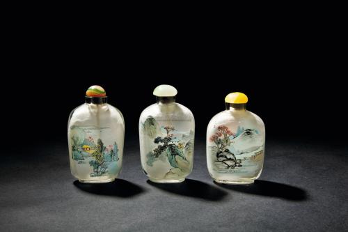 輸送帶廠家：袖珍藝術！男子在鼻煙壺內畫鄧布利多