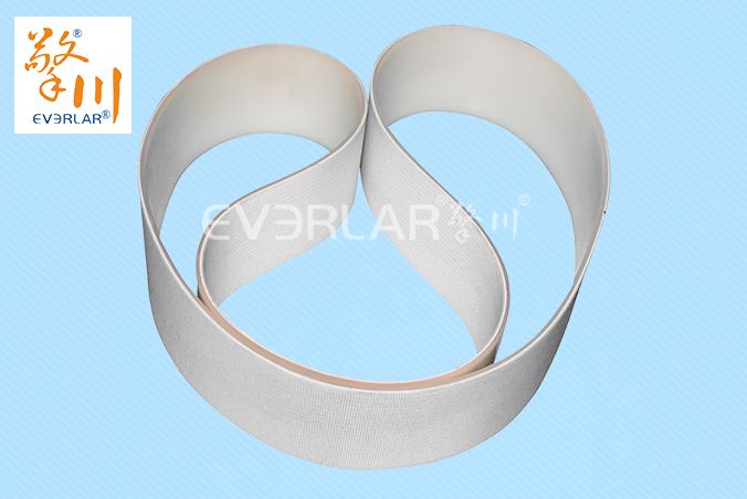 牽引機(jī)、夾瓶機(jī)輸送帶