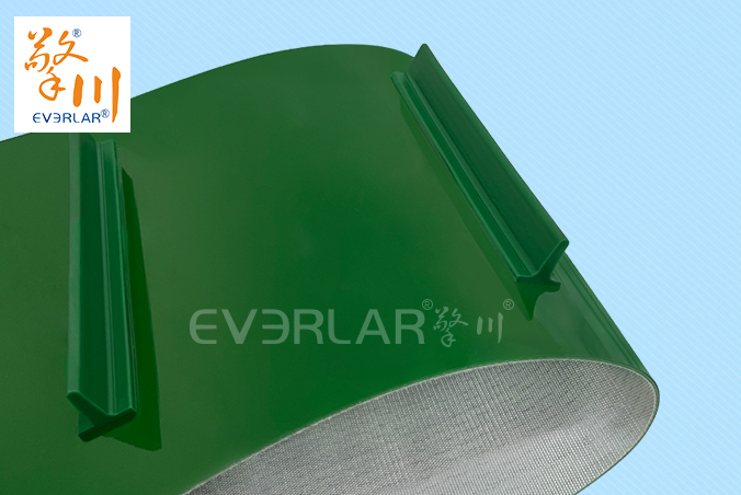 綠色PVC擋板輸送帶耐磨防滑食品分揀機設(shè)備傳送帶擎川定制