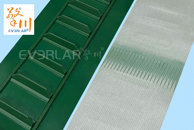 綠色PVC輸送帶加擋板雙導(dǎo)條精準(zhǔn)導(dǎo)向防掉落化工建材涂裝線(xiàn)工業(yè)皮帶