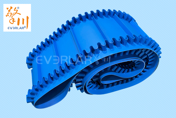 藍色啞光PU輸送帶加擋板裙邊導條食品級自動化生產(chǎn)線定制提升機工業(yè)皮帶