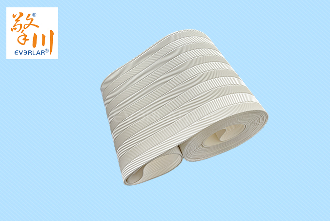 PVC輸送帶加魚骨紋耐磨耐切割食品包裝生產(chǎn)線設(shè)備傳送帶